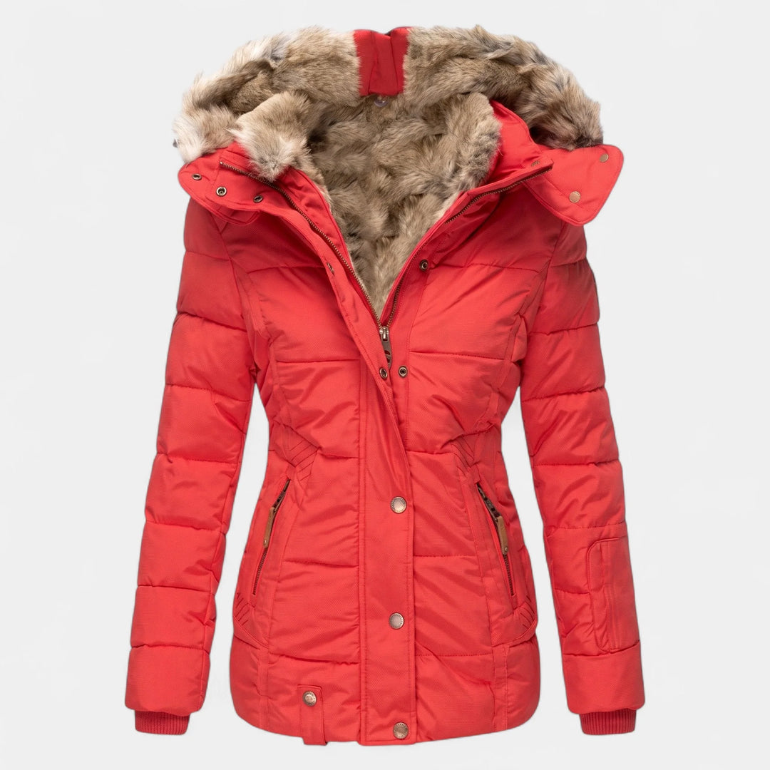 Carly | Women&