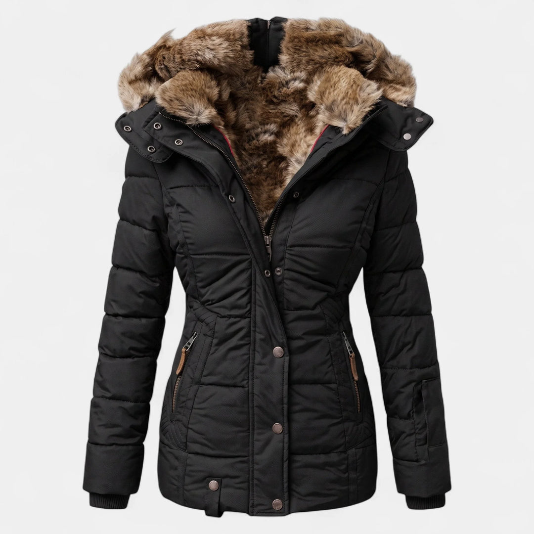 Carly | Women&