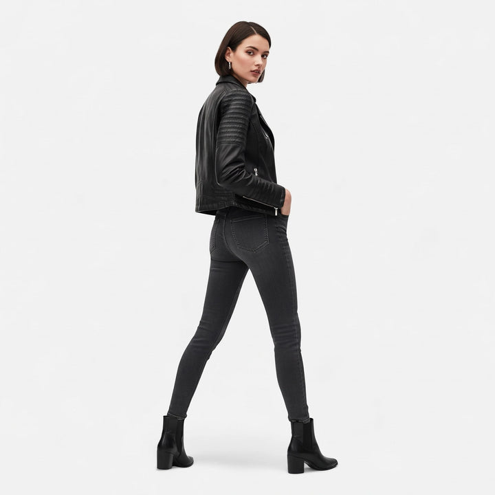 Kira | Women&