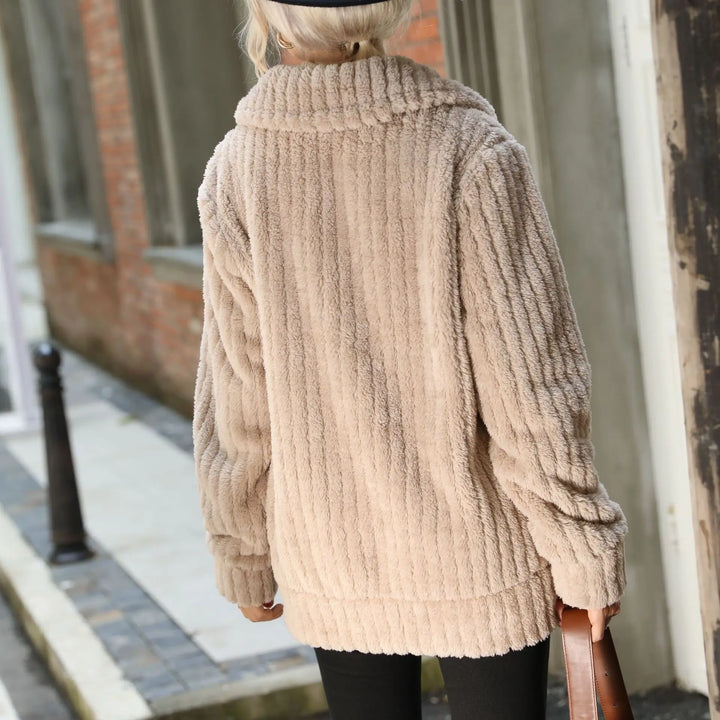 Lucy | Women&