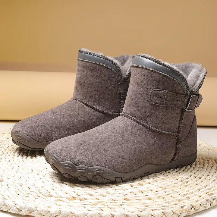 Meg | Women&