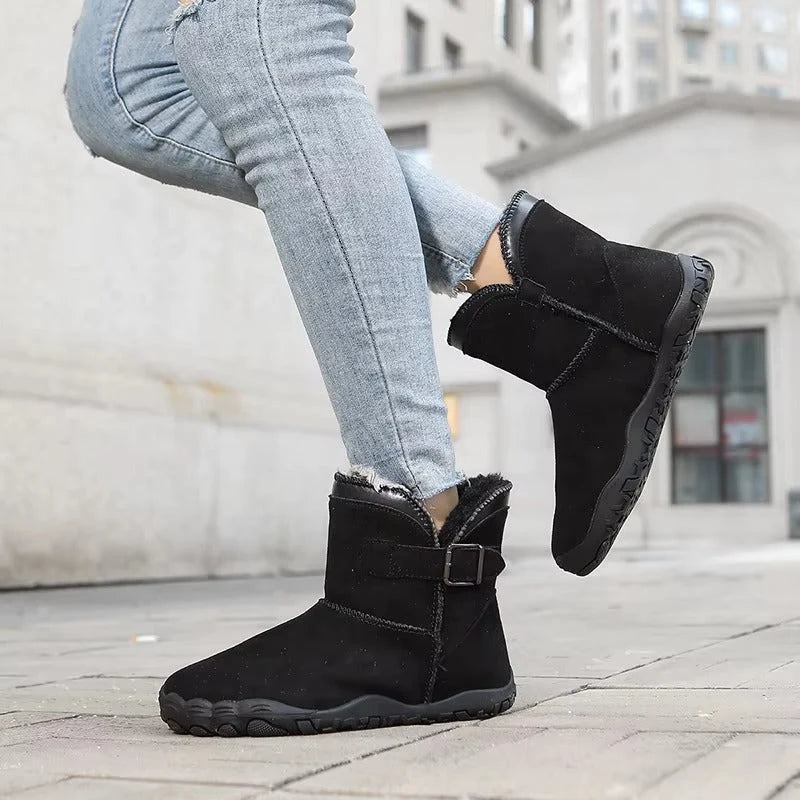 Meg | Women&