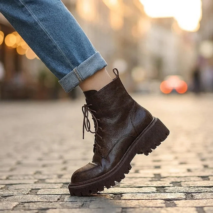 Megan | Women&
