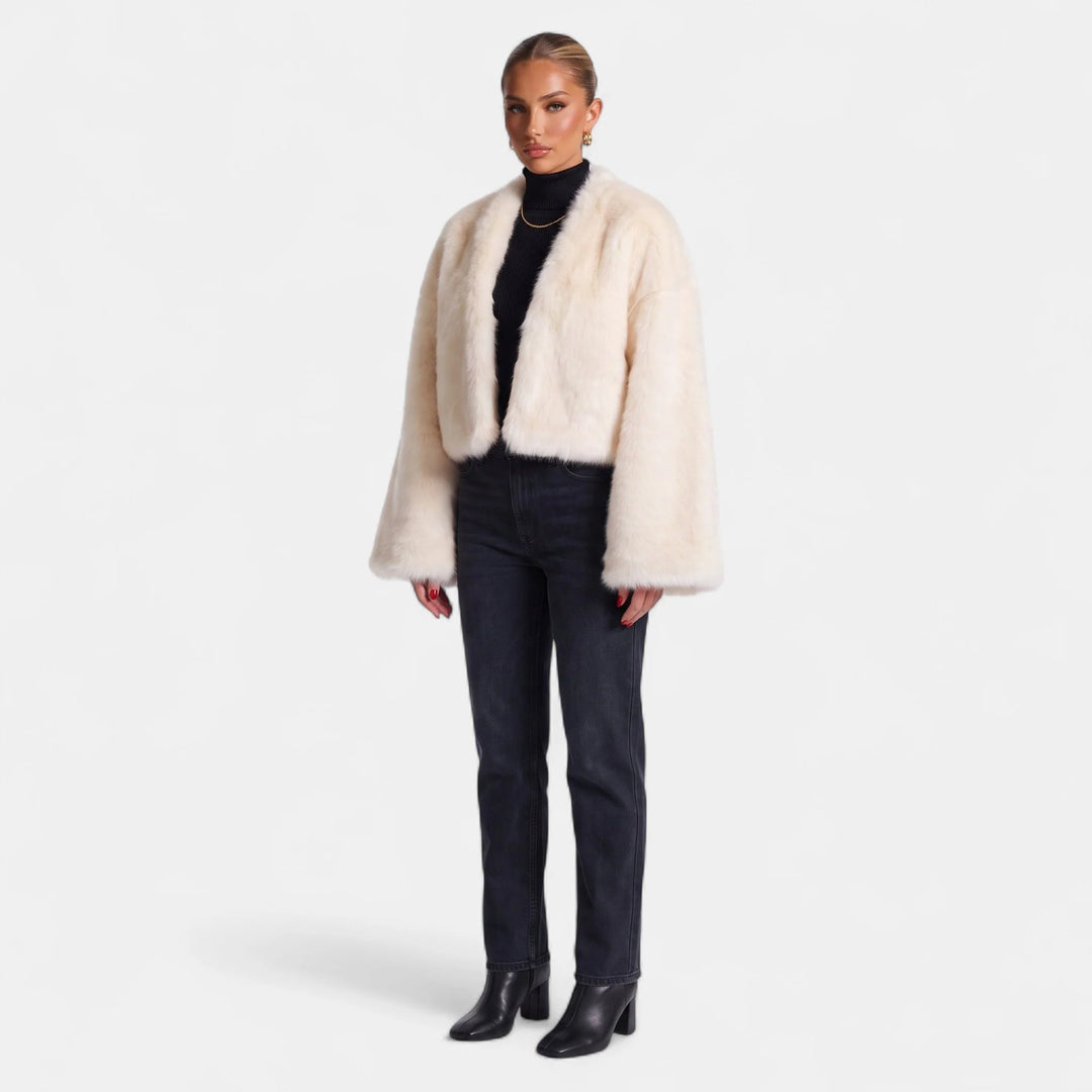 Yvonne | Women&