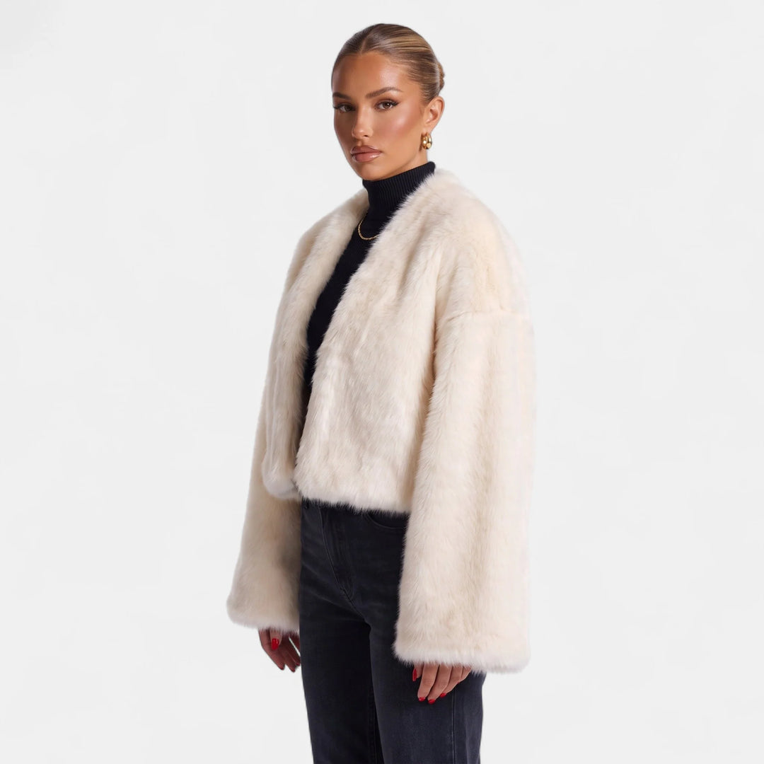 Yvonne | Women&