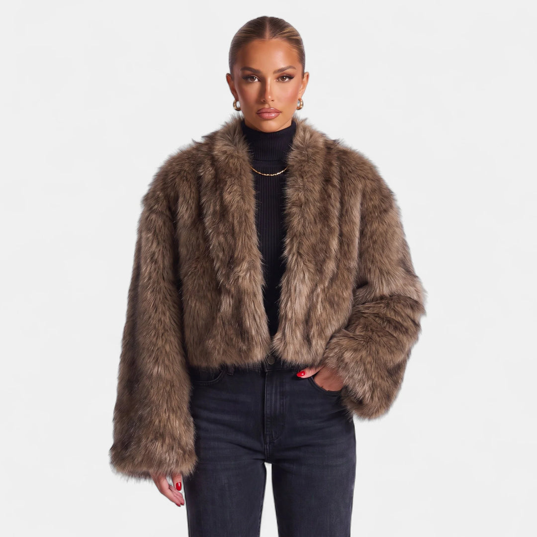 Yvonne | Women&